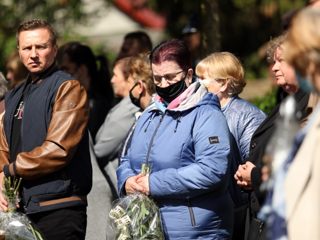 Tłumy żegnały Tadeusza Jańczaka z Grochowic. 