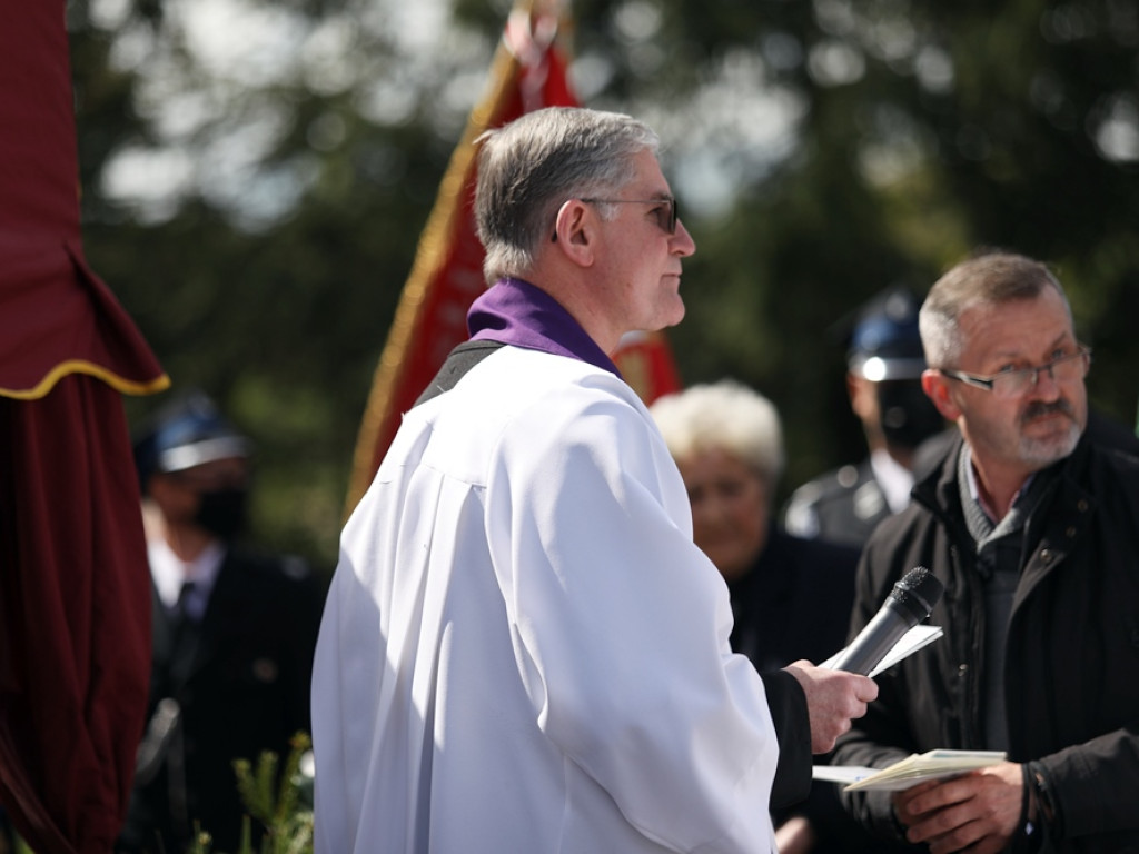 Tłumy żegnały Tadeusza Jańczaka z Grochowic. 