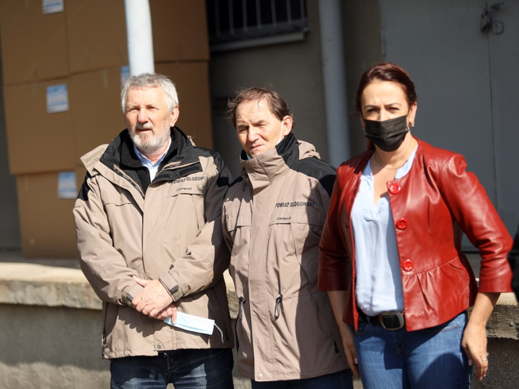 Dostali 360 tysięcy maseczek. Najwięcej z nich trafi do miasta