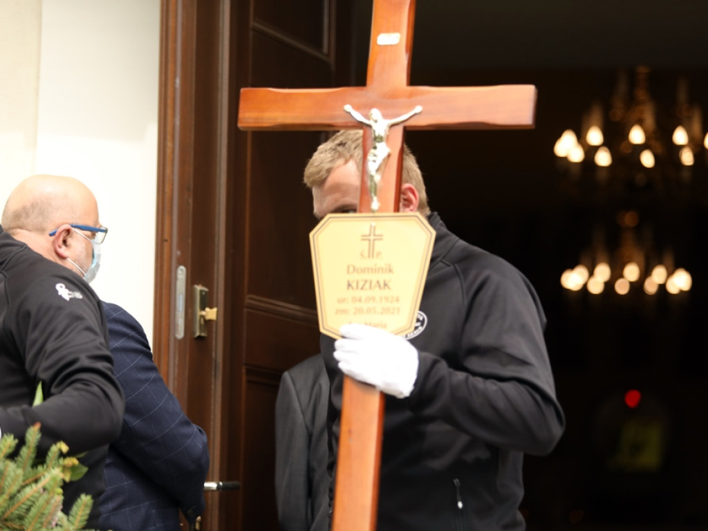 Dla nich był bohaterem. Pożegnali Dominika Kiziaka, byłego żołnierza AK