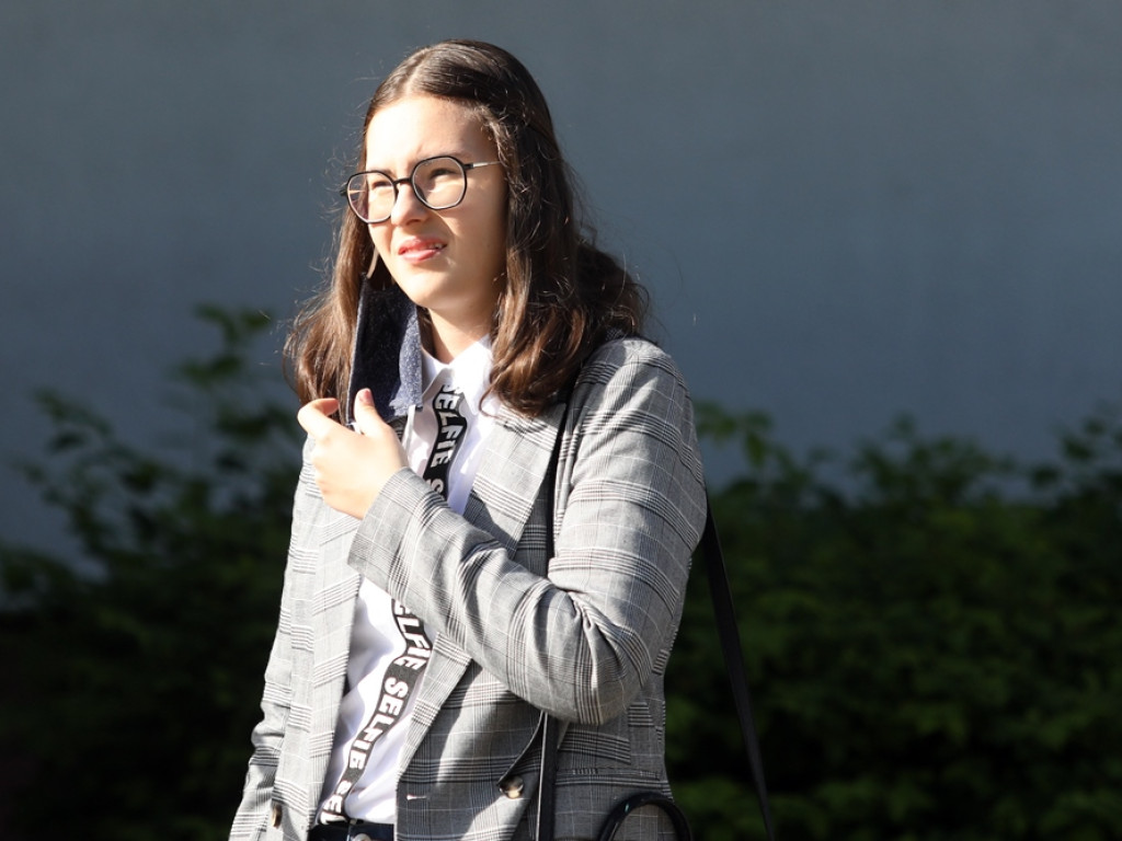 Ósmoklasiści piszą egzamin z matematyki. I planują wakacje