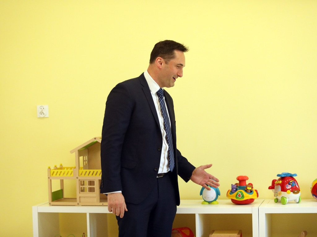 Dzieci będą modliły się przed posiłkiem i podczas mszy świętej w... przedszkolu