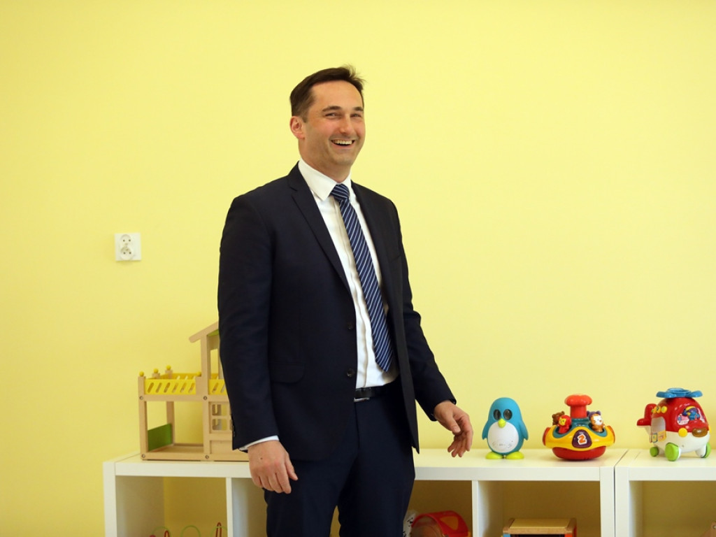 Dzieci będą modliły się przed posiłkiem i podczas mszy świętej w... przedszkolu