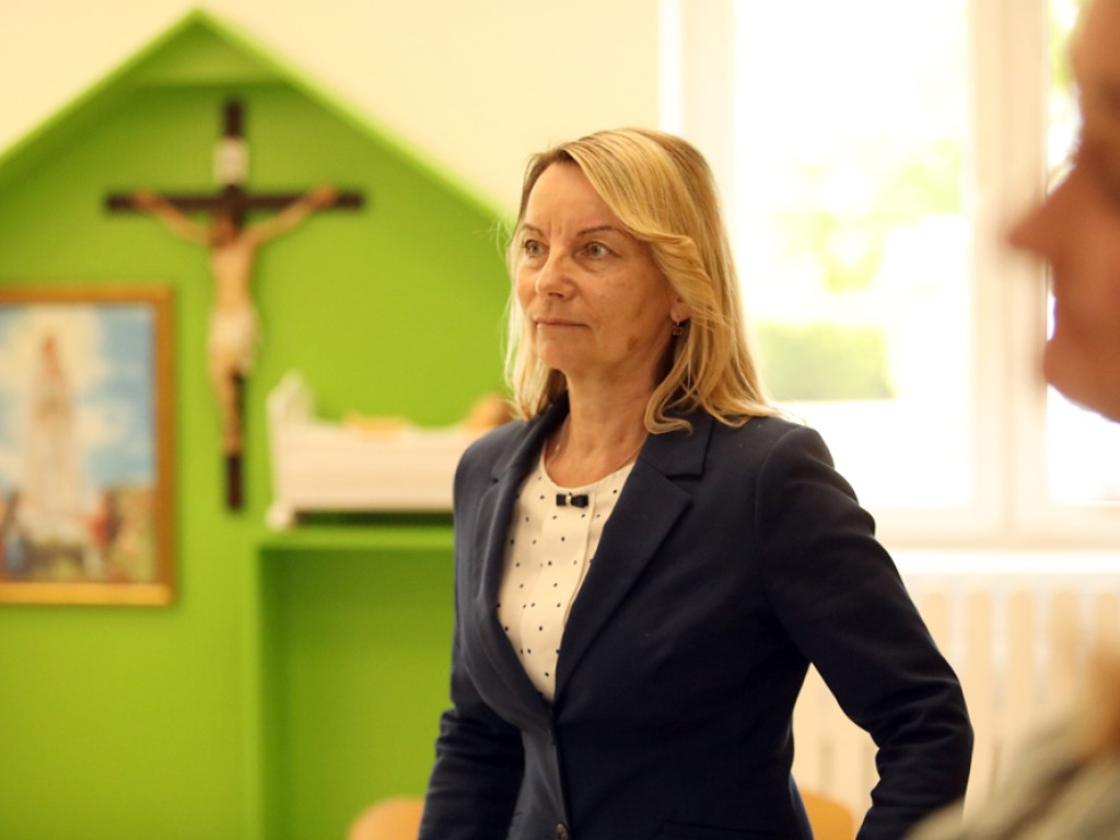 Dzieci będą modliły się przed posiłkiem i podczas mszy świętej w... przedszkolu