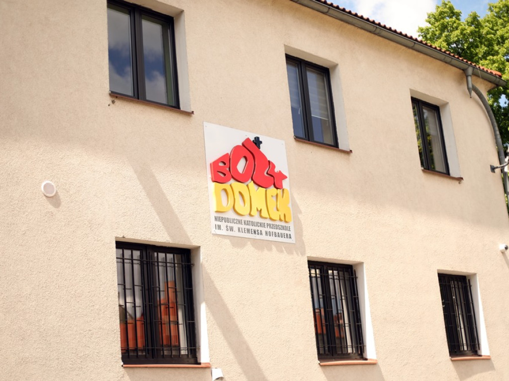 Dzieci będą modliły się przed posiłkiem i podczas mszy świętej w... przedszkolu