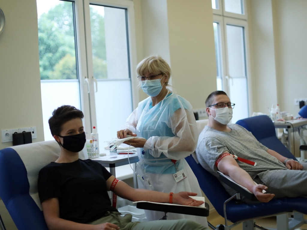 Oddają krew na 60-lecie KGHM-u! Chętny do pomocy nie brakuje