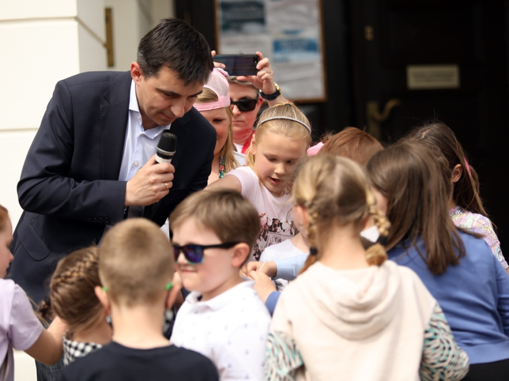 Dzieci rządzą miastem! Prezydent symbolicznie przekazał im klucze