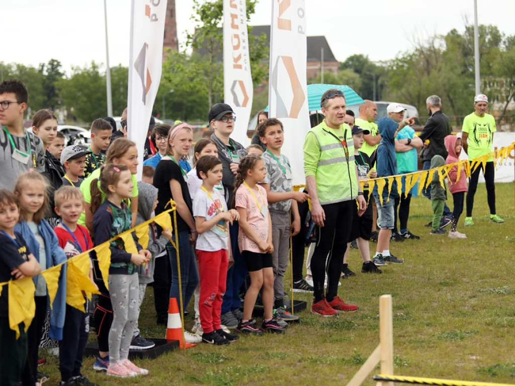 Im więcej ruchu, tym mniej bólu! Górski organizuje treningi Crossu Małego Straceńca