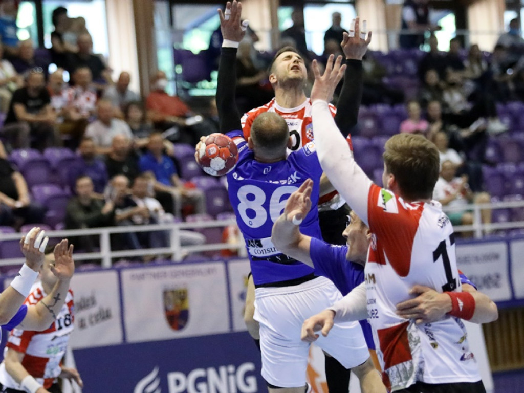 Chrobry pożegnał klubowe legendy! I przegrał z Górnikiem Zabrze