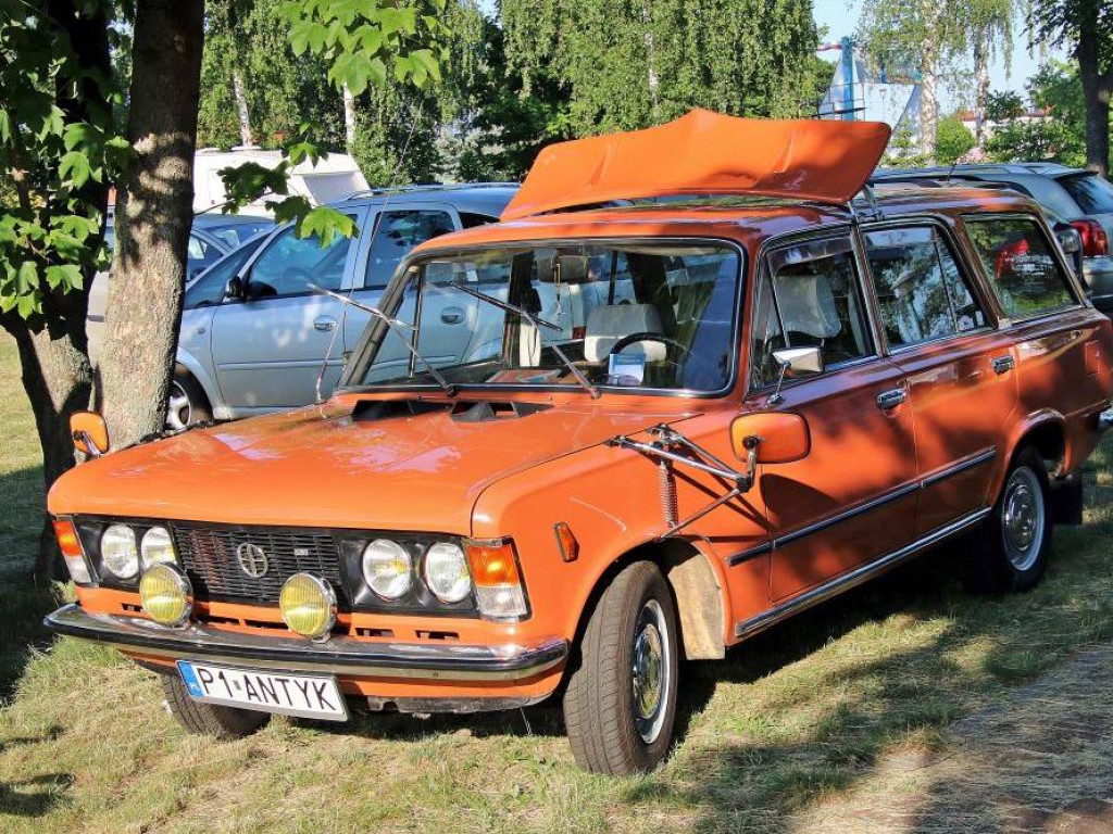 Tłumy w Sławie! Na parking SCKiW wjechało prawie 900 samochodów!