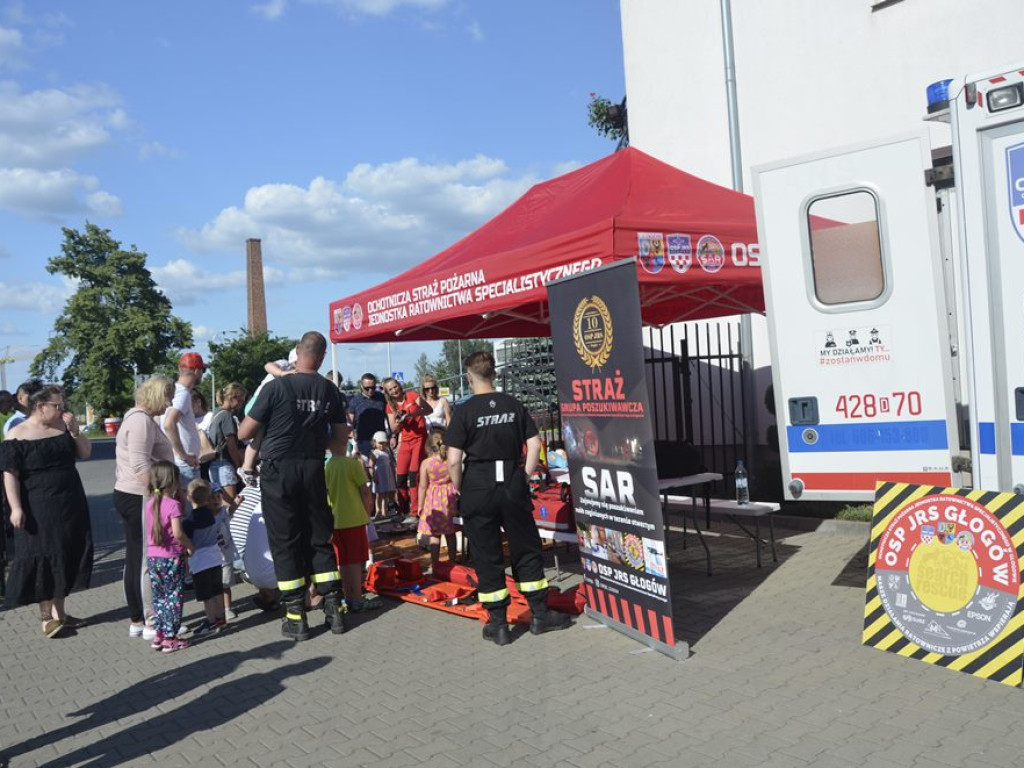 Bawią się i pomagają. Piknik rodzinny w przedszkolu 