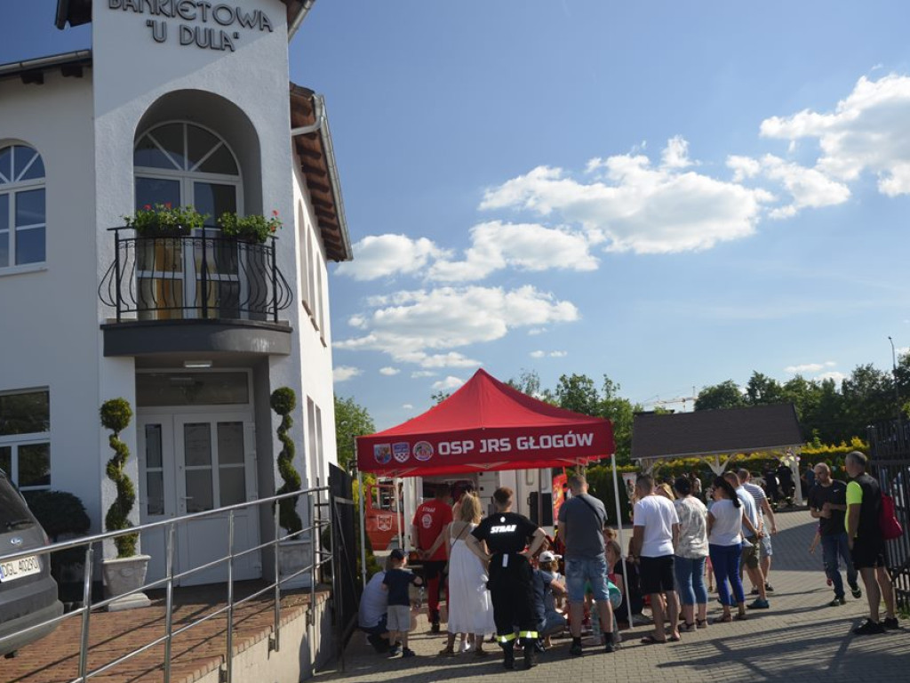Bawią się i pomagają. Piknik rodzinny w przedszkolu 