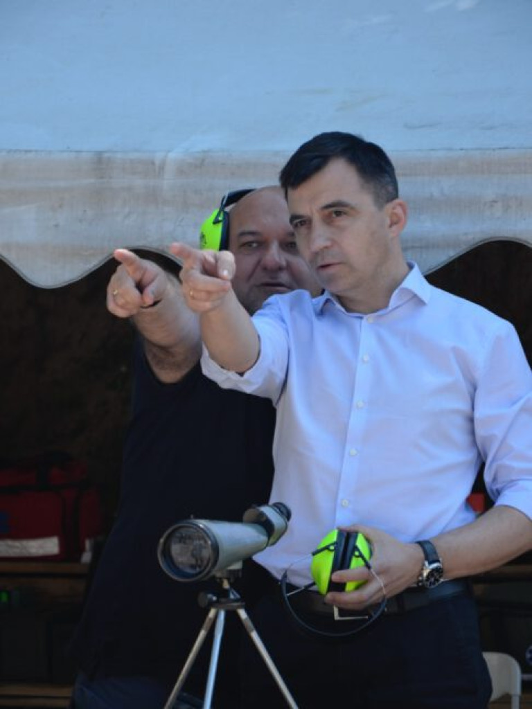 Prezydent i starosta zaczęli strzelać! KBKS-y poszły w ruch. Który był lepszy?