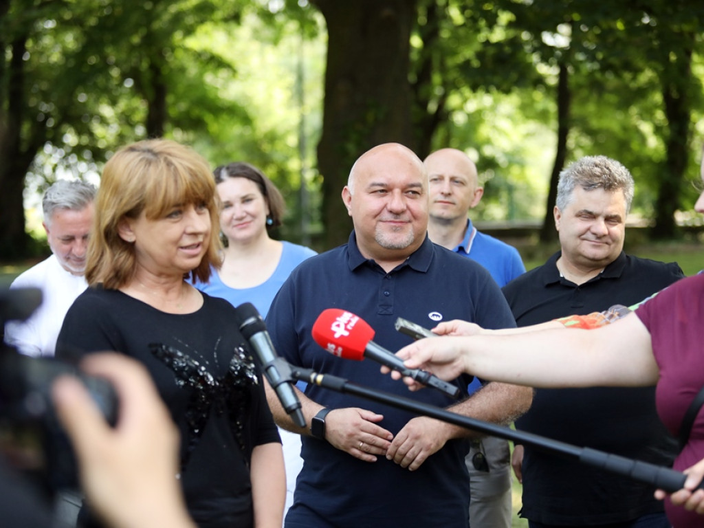 Zaszczep się przeciwko COVID 19.... wygrasz szkolną wycieczkę!