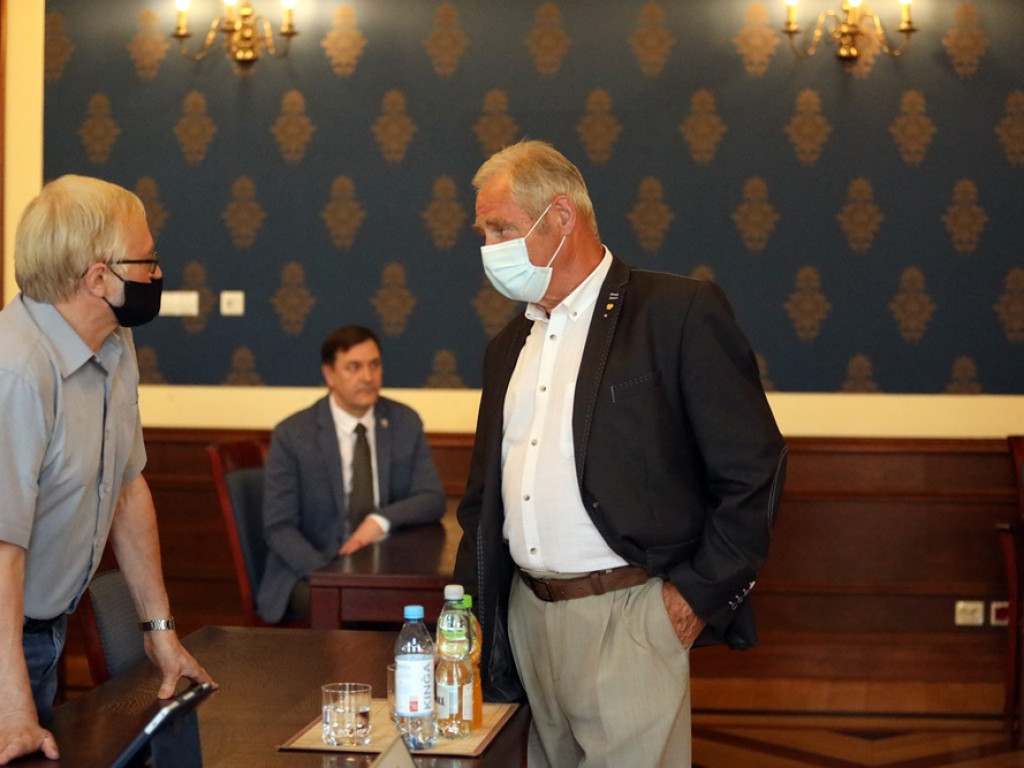 Historyczna chwila - nawet radni PiS-u głosowali za absolutorium dla prezydenta Rokaszewicza!