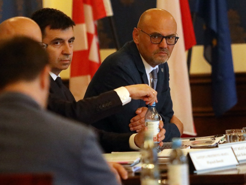 Historyczna chwila - nawet radni PiS-u głosowali za absolutorium dla prezydenta Rokaszewicza!