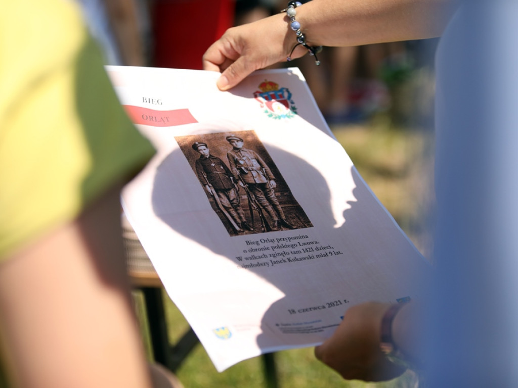 Uczniowie pobiegli, by uczcić pamięć o Orlętach Lwowskich [ZDJĘCIA]