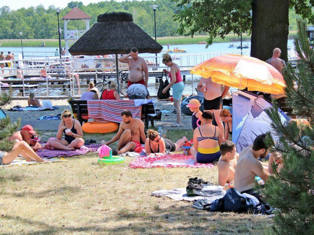 Woda, lody i koncerty w Sławie [ZDJĘCIA]