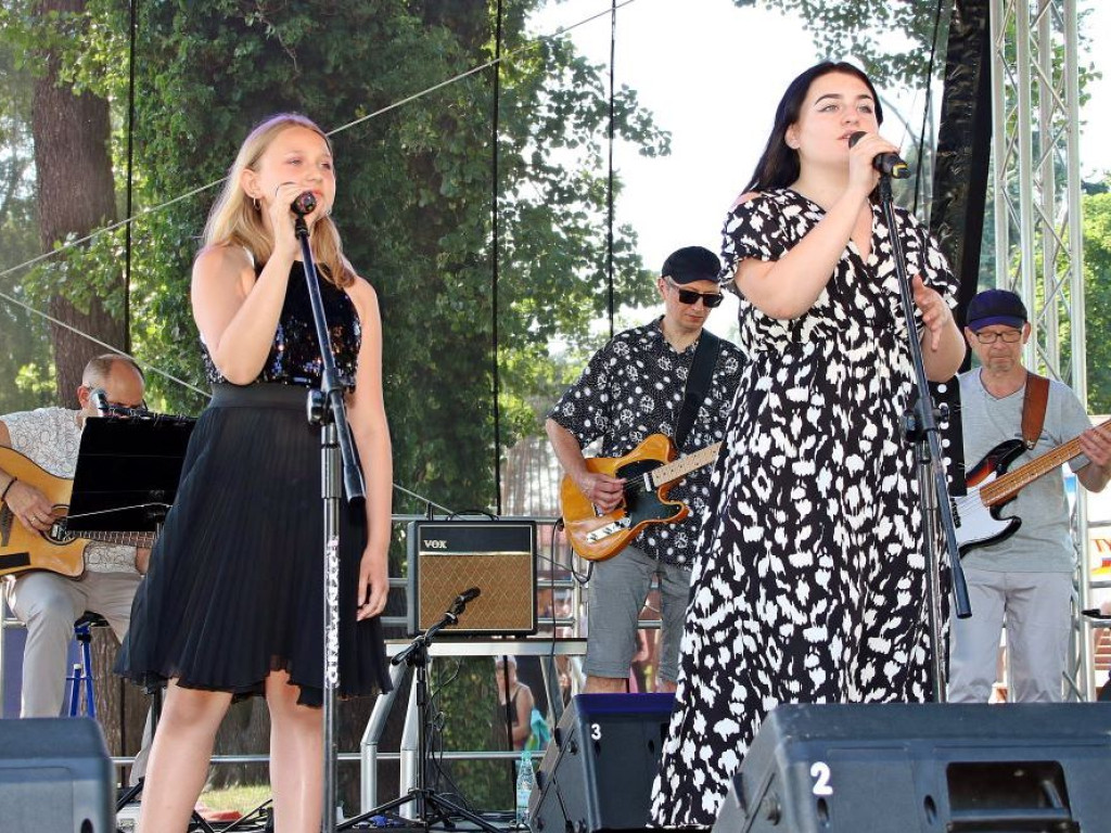 Woda, lody i koncerty w Sławie [ZDJĘCIA]