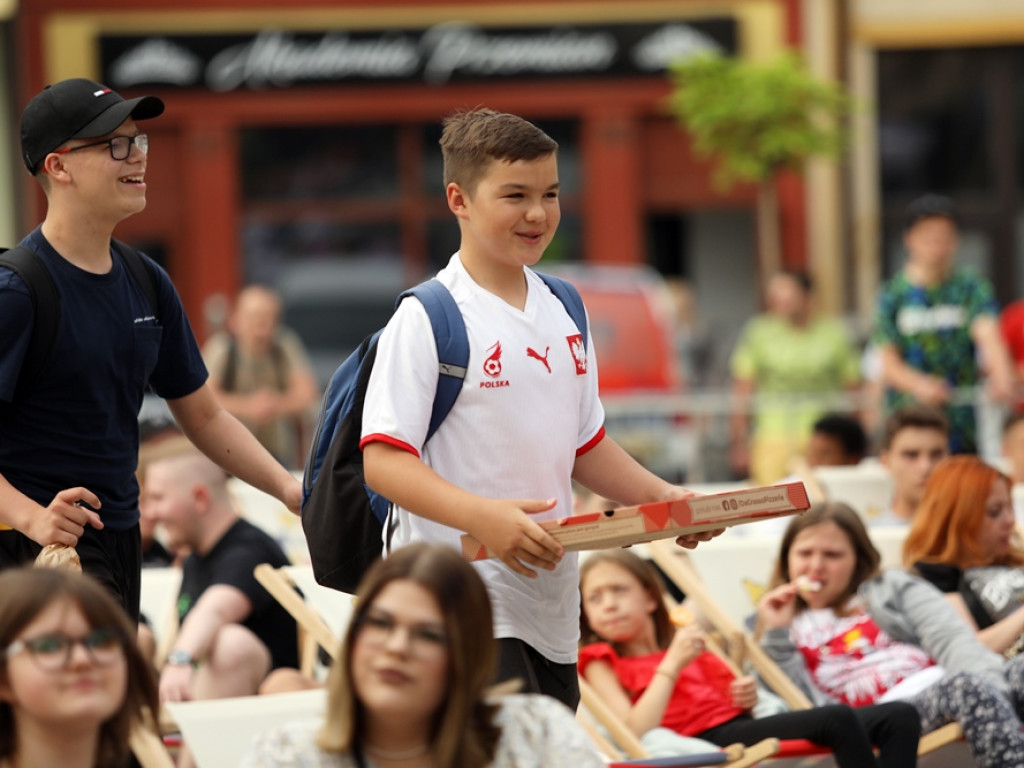 Kibice zawiedzeni. Opuszczali strefę jeszcze przed końcem meczu