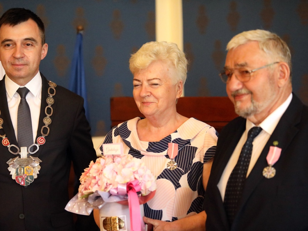 Złote Gody, czyli 50 lat razem. Piękne jubileusze w głogowskim ratuszu