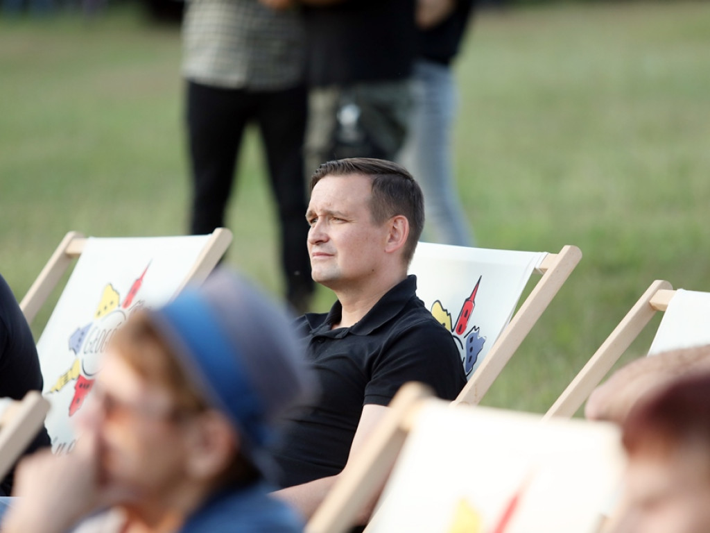 Przy ognisku na polanie. Stachuriada kolejny raz bez tłumów w Grochowicach