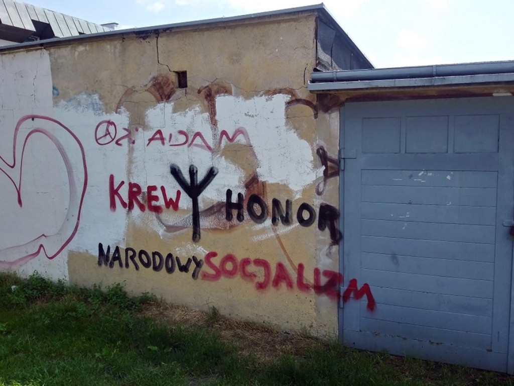 Nacjonalistyczne hasła i takie przeciw LGBT. Sprawą zajęła się policja