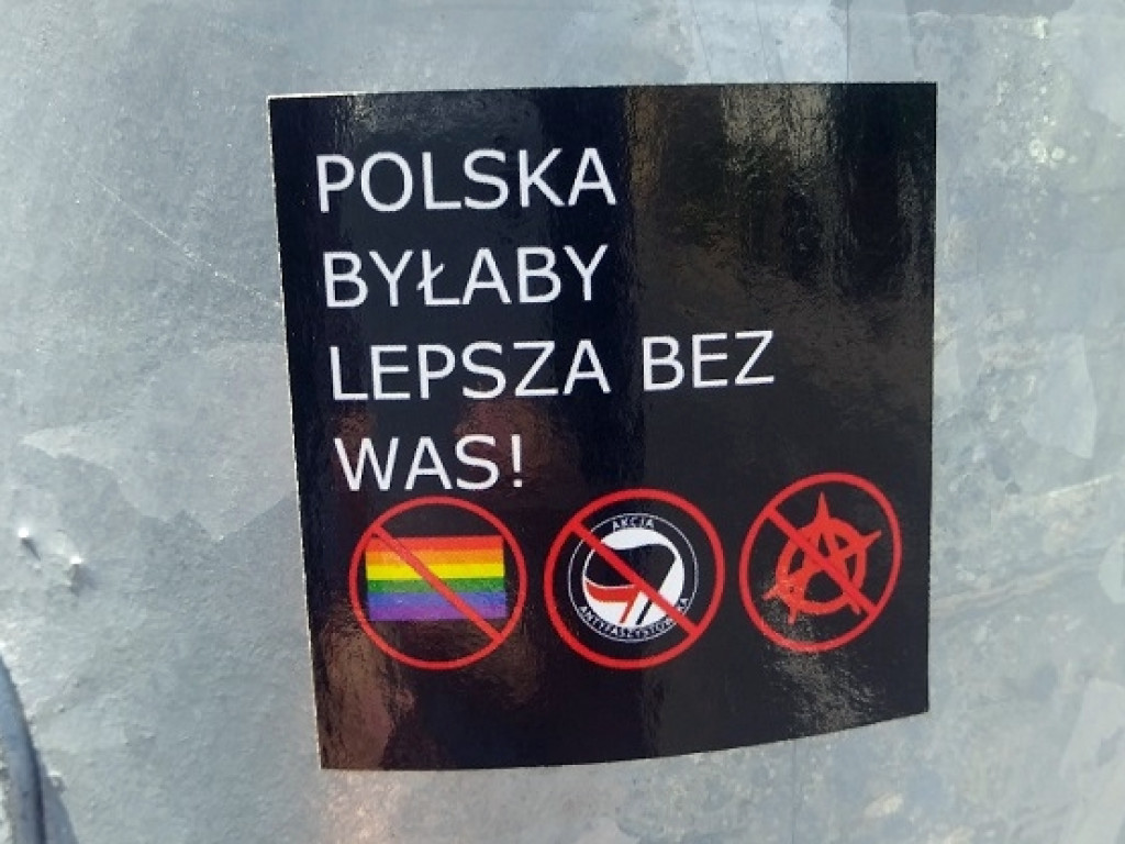 Nacjonalistyczne hasła i takie przeciw LGBT. Sprawą zajęła się policja