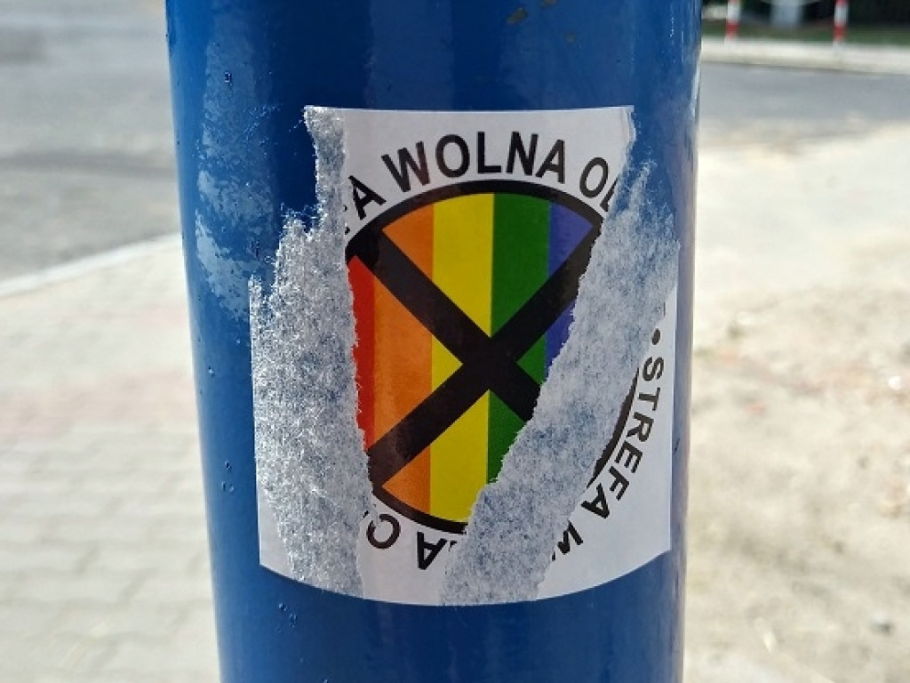 Nacjonalistyczne hasła i takie przeciw LGBT. Sprawą zajęła się policja