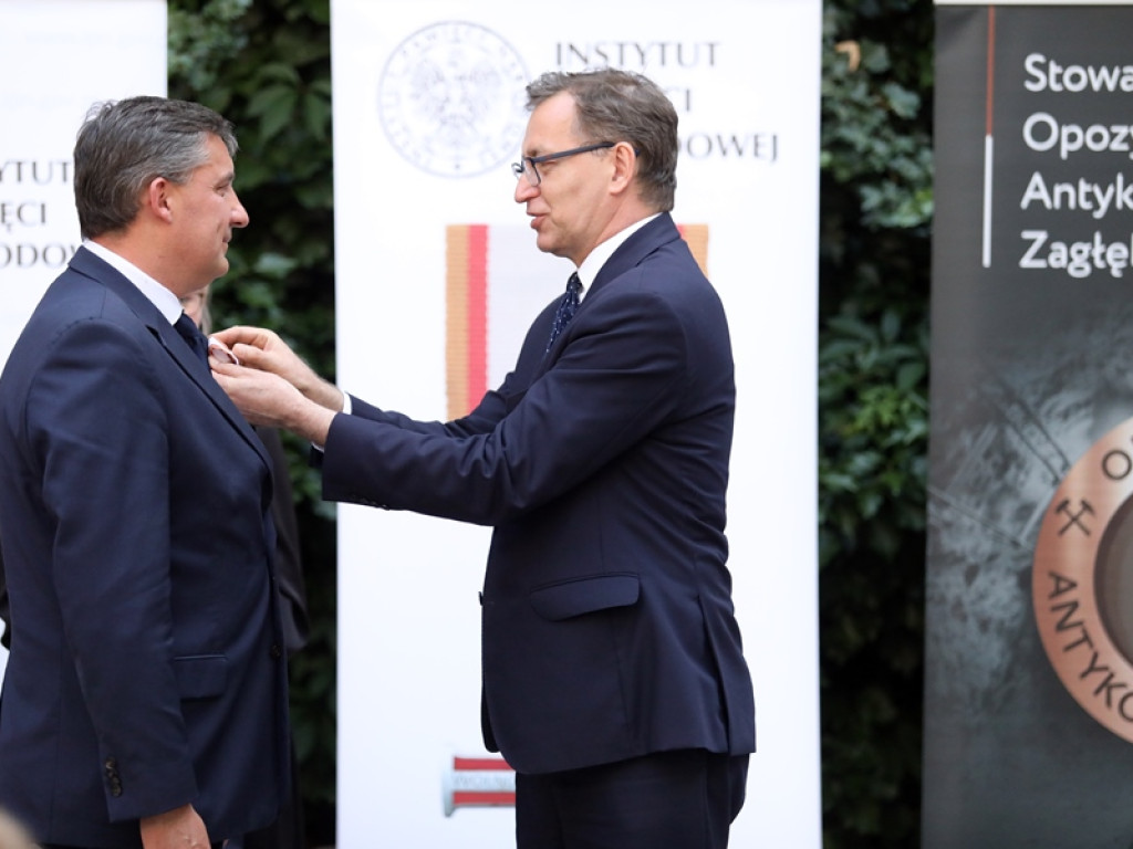 Chruszcz i Kosmalski otrzymali Krzyże Wolności i Solidarności od prezesa IPN-u