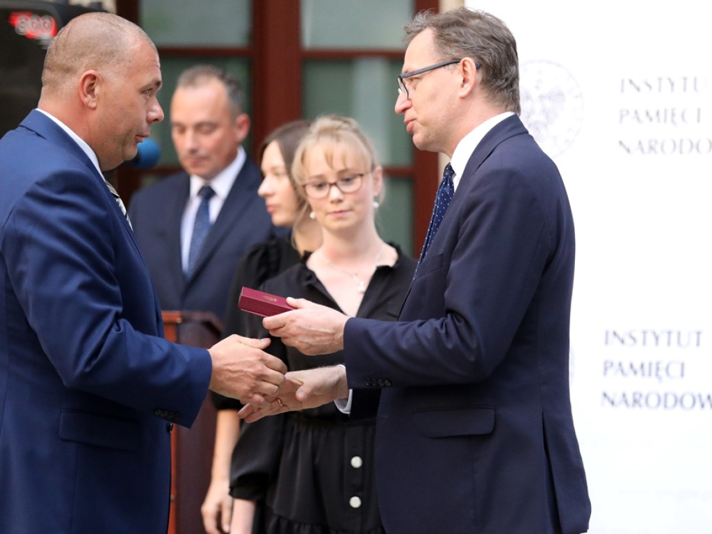 Chruszcz i Kosmalski otrzymali Krzyże Wolności i Solidarności od prezesa IPN-u