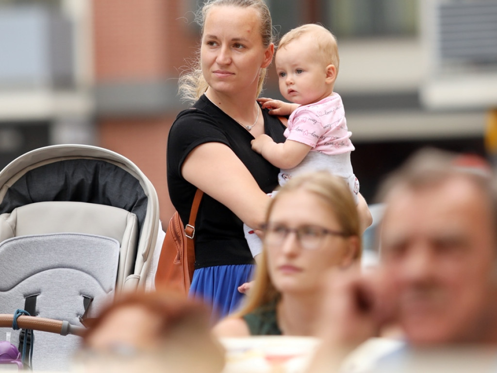 Wracają z kulturą! Przyszły całe rodziny. Dzieci, rodzice i dziadkowie [ZDJĘCIA]