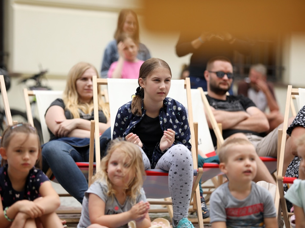 Wracają z kulturą! Przyszły całe rodziny. Dzieci, rodzice i dziadkowie [ZDJĘCIA]