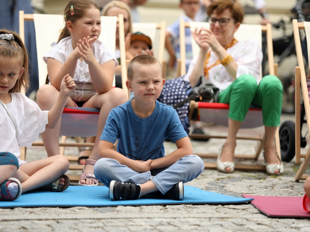 Wracają z kulturą! Przyszły całe rodziny. Dzieci, rodzice i dziadkowie [ZDJĘCIA]