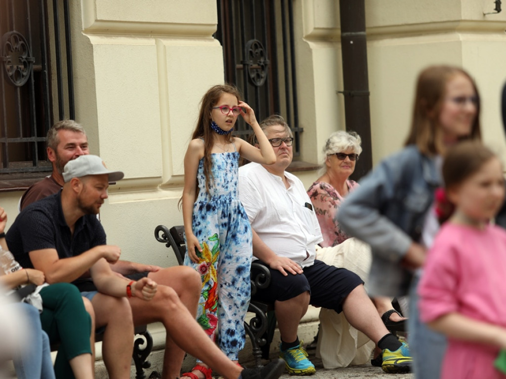Wracają z kulturą! Przyszły całe rodziny. Dzieci, rodzice i dziadkowie [ZDJĘCIA]