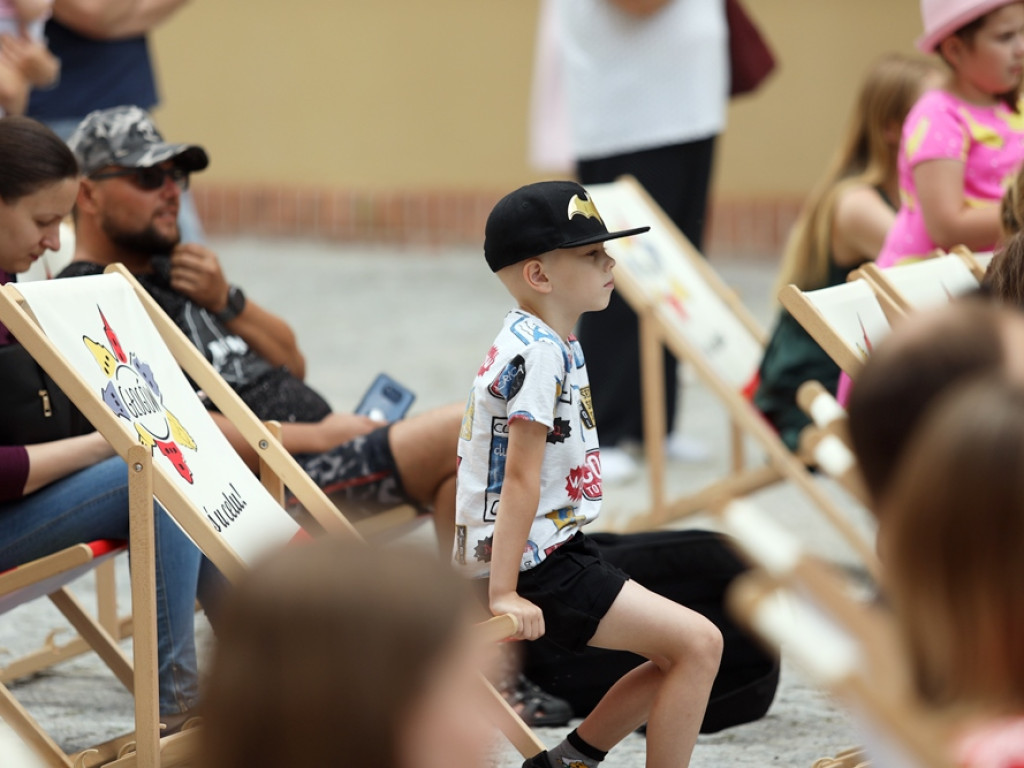 Wracają z kulturą! Przyszły całe rodziny. Dzieci, rodzice i dziadkowie [ZDJĘCIA]