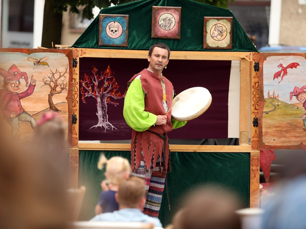 Wracają z kulturą! Przyszły całe rodziny. Dzieci, rodzice i dziadkowie [ZDJĘCIA]