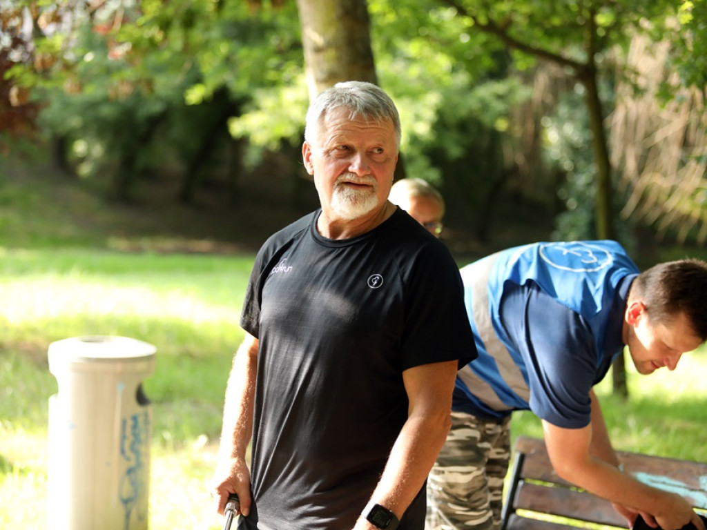 Kolejni debiutanci na starcie Parkrunu Głogów. Przybywa chętnych do biegania [ZDJĘCIA]
