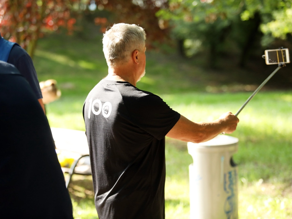 Kolejni debiutanci na starcie Parkrunu Głogów. Przybywa chętnych do biegania [ZDJĘCIA]