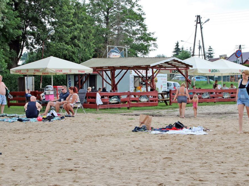 Tarnów Jezierny zaprasza na węgorza i pstrąga