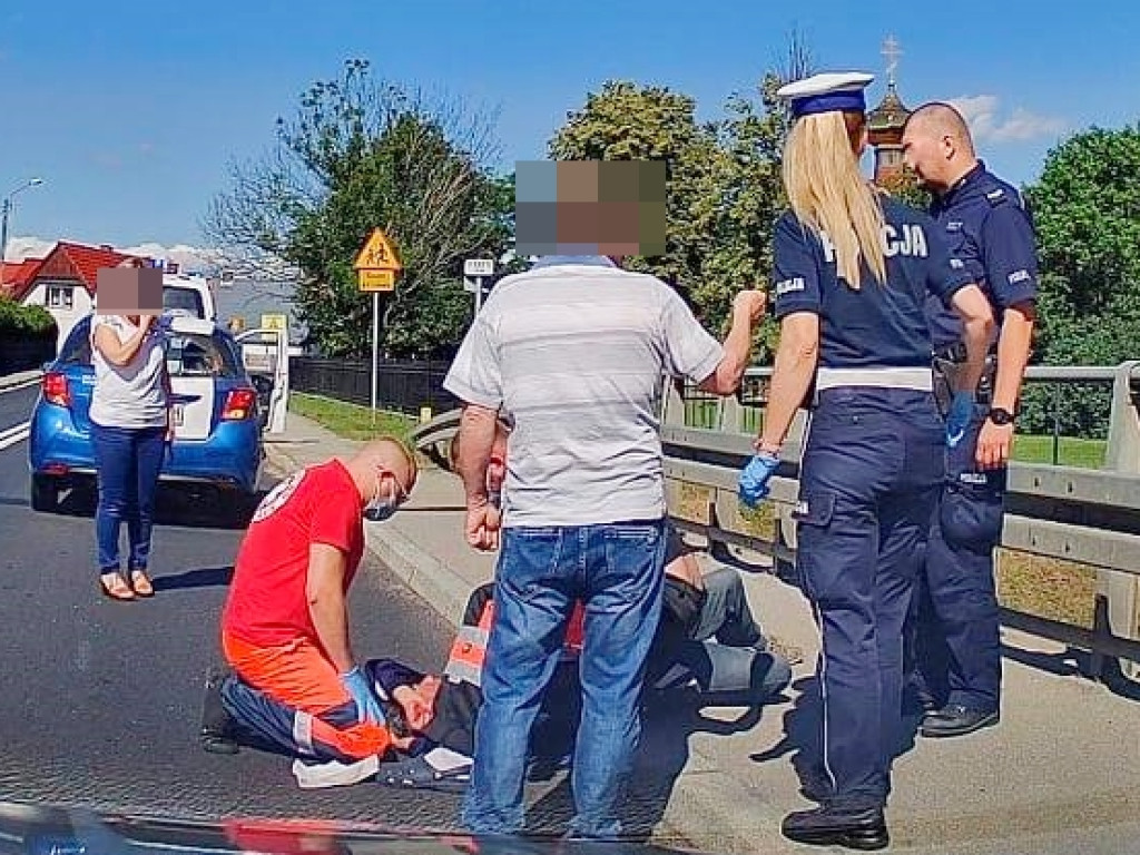 Leżał głową na jezdni! O włos od tragedii na krajowej dwunastce