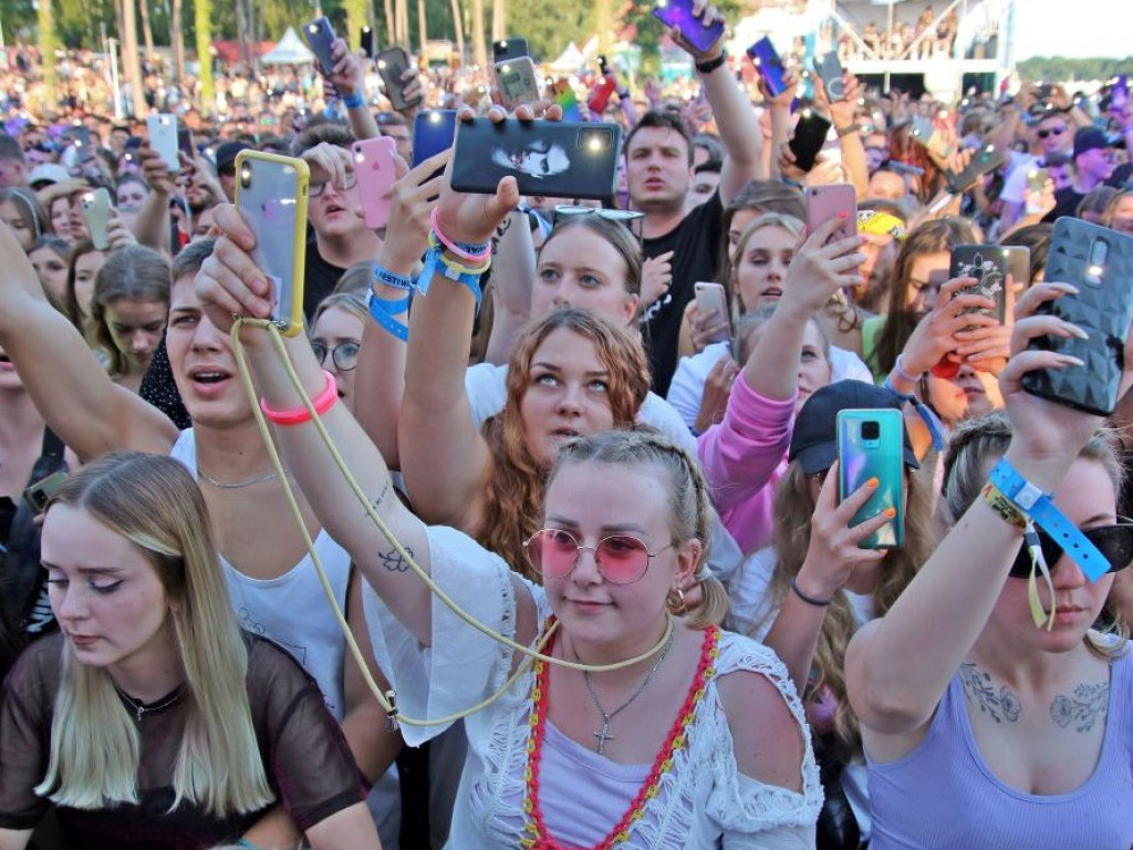 Peja, Guzior i wielu innych. Tak się bawiła Sława ostatniego dnia festiwalu [ZDJĘCIA]