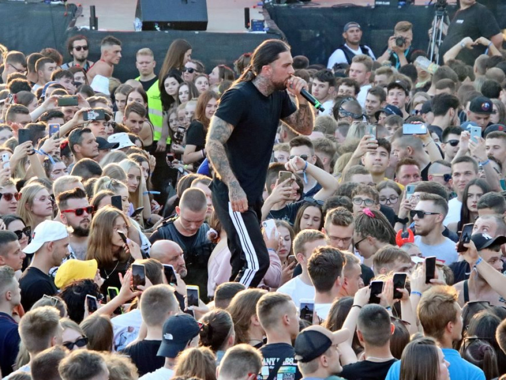Peja, Guzior i wielu innych. Tak się bawiła Sława ostatniego dnia festiwalu [ZDJĘCIA]