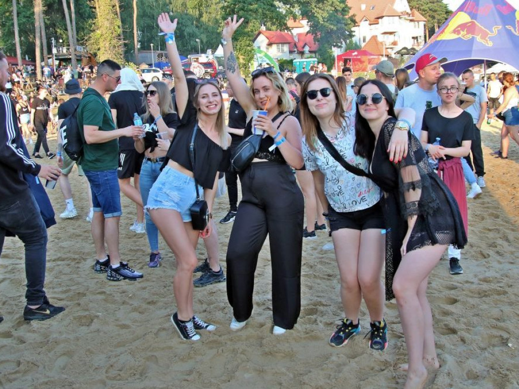 Peja, Guzior i wielu innych. Tak się bawiła Sława ostatniego dnia festiwalu [ZDJĘCIA]