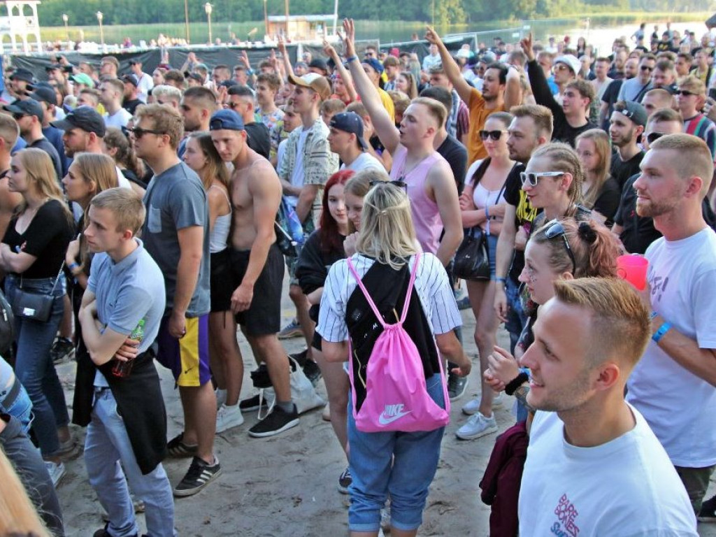 Peja, Guzior i wielu innych. Tak się bawiła Sława ostatniego dnia festiwalu [ZDJĘCIA]