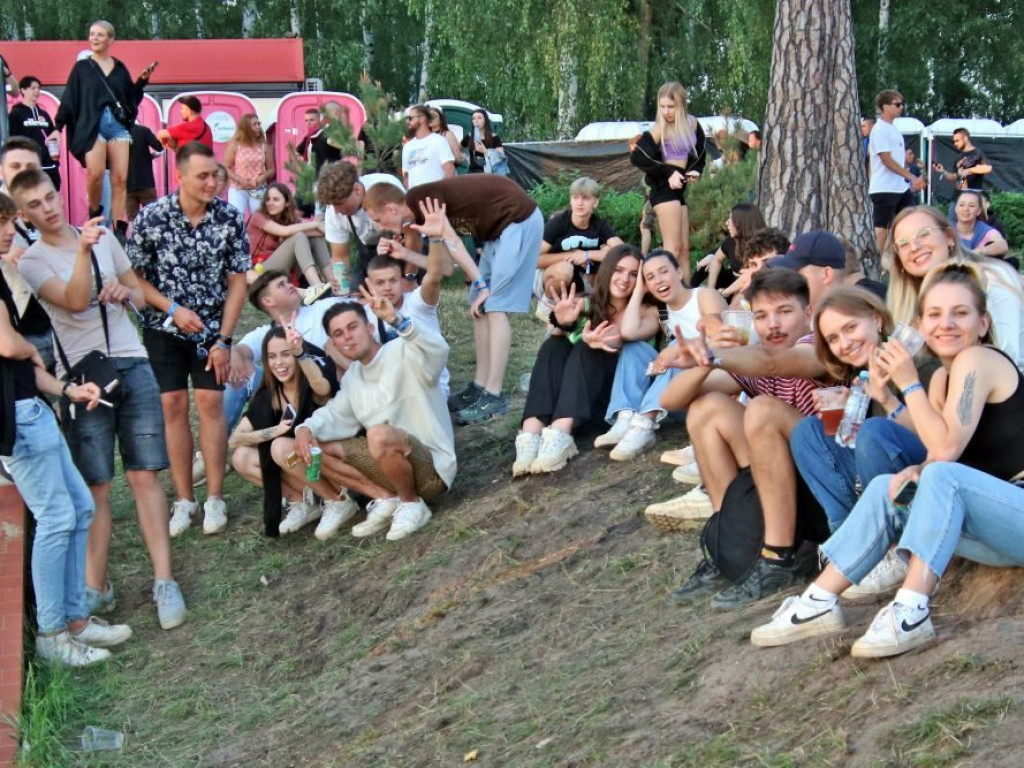 Peja, Guzior i wielu innych. Tak się bawiła Sława ostatniego dnia festiwalu [ZDJĘCIA]