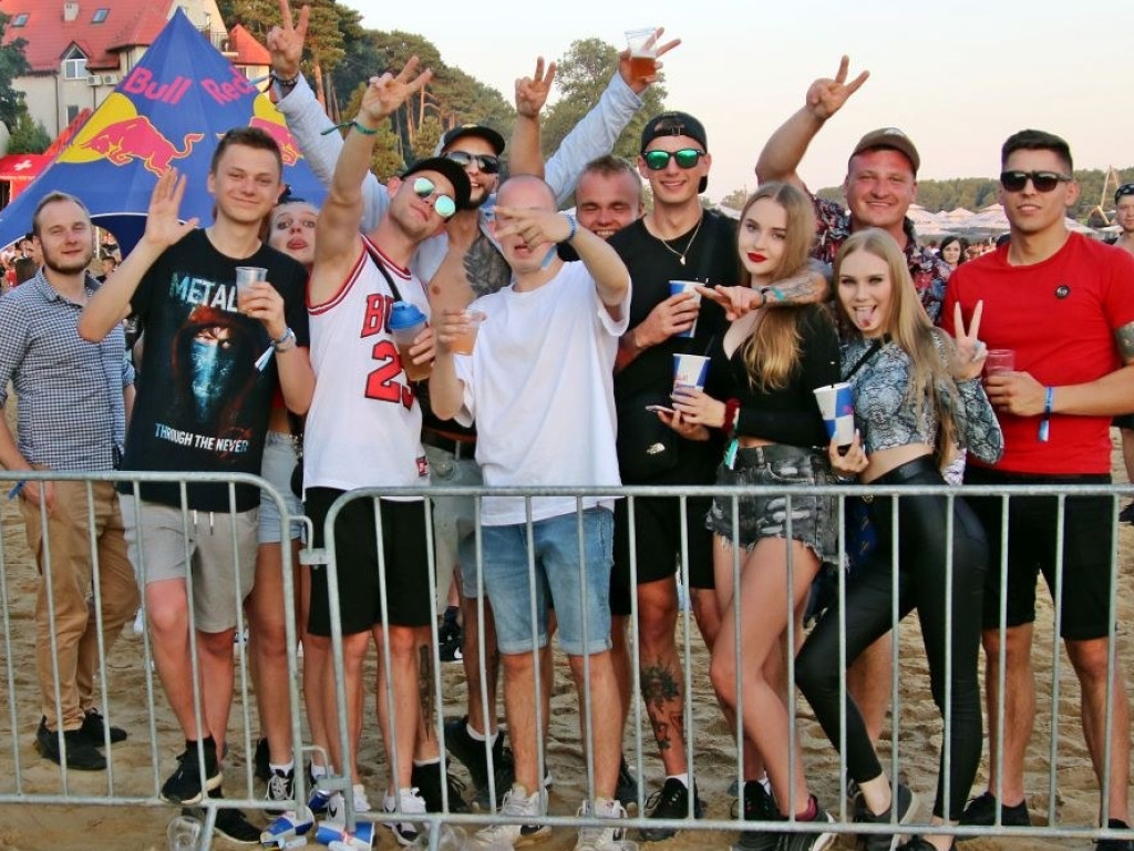 Peja, Guzior i wielu innych. Tak się bawiła Sława ostatniego dnia festiwalu [ZDJĘCIA]