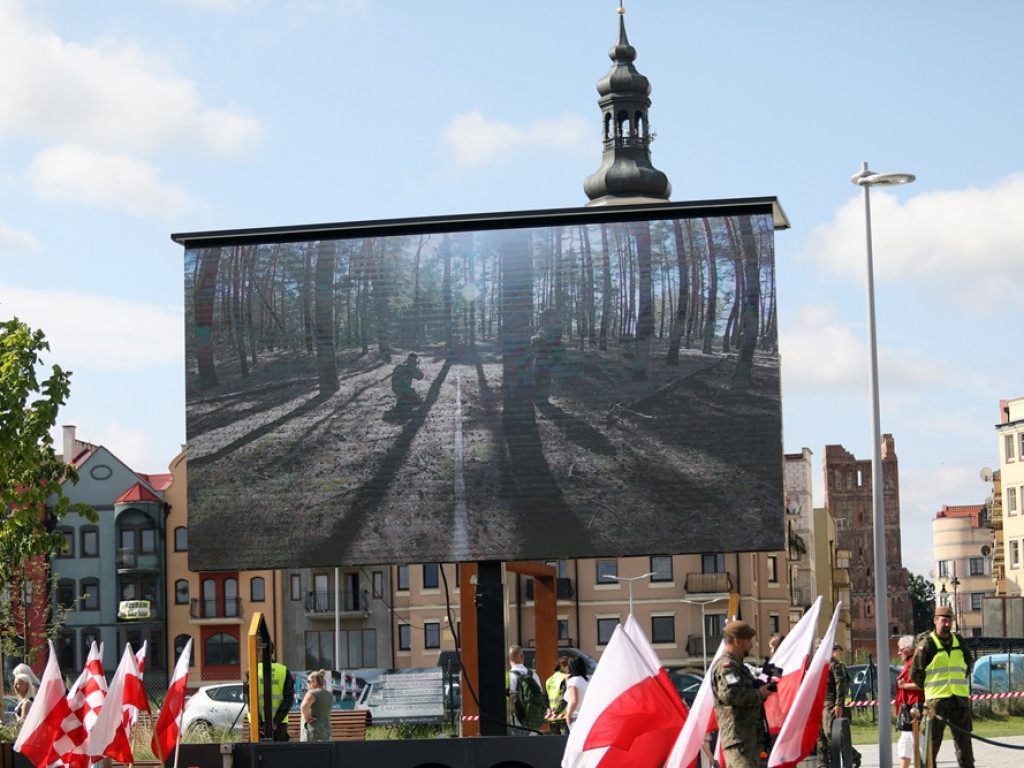 Uroczyste ślubowanie na bulwarze. Rokaszewicz: Piszecie swoją nową historię Głogowa