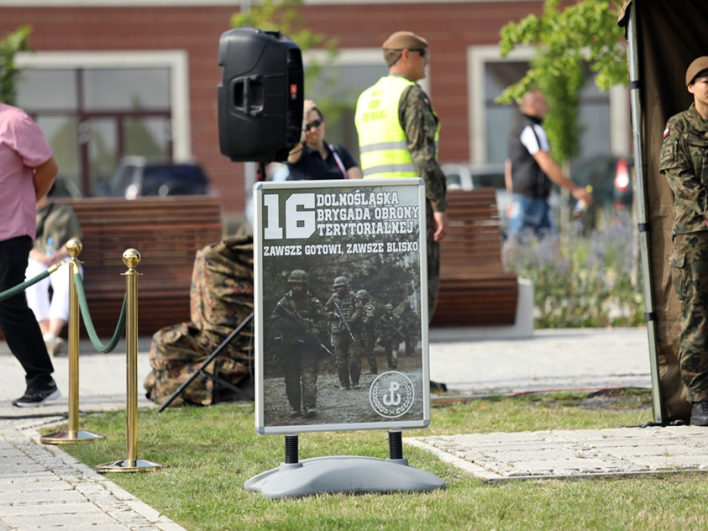 Uroczyste ślubowanie na bulwarze. Rokaszewicz: Piszecie swoją nową historię Głogowa