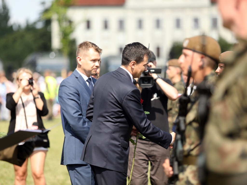 Uroczyste ślubowanie na bulwarze. Rokaszewicz: Piszecie swoją nową historię Głogowa